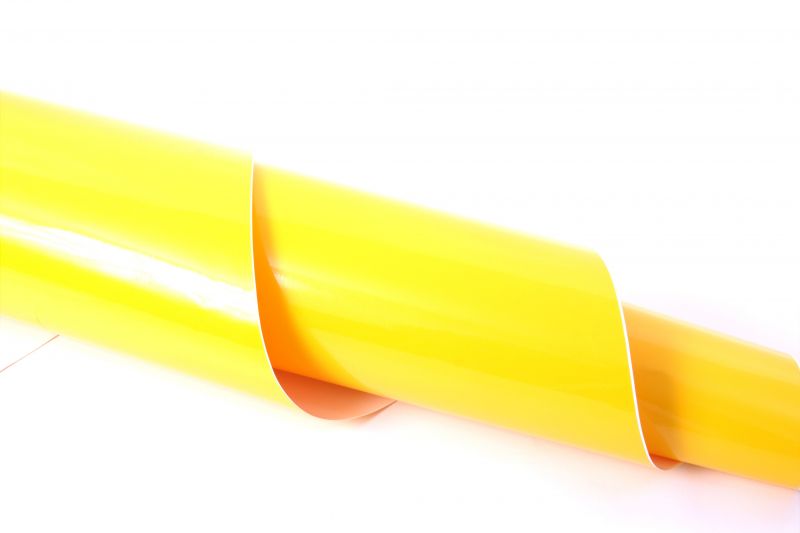 Glossy Yellow, Car Wrapping Folie - 17,70Euro/qm